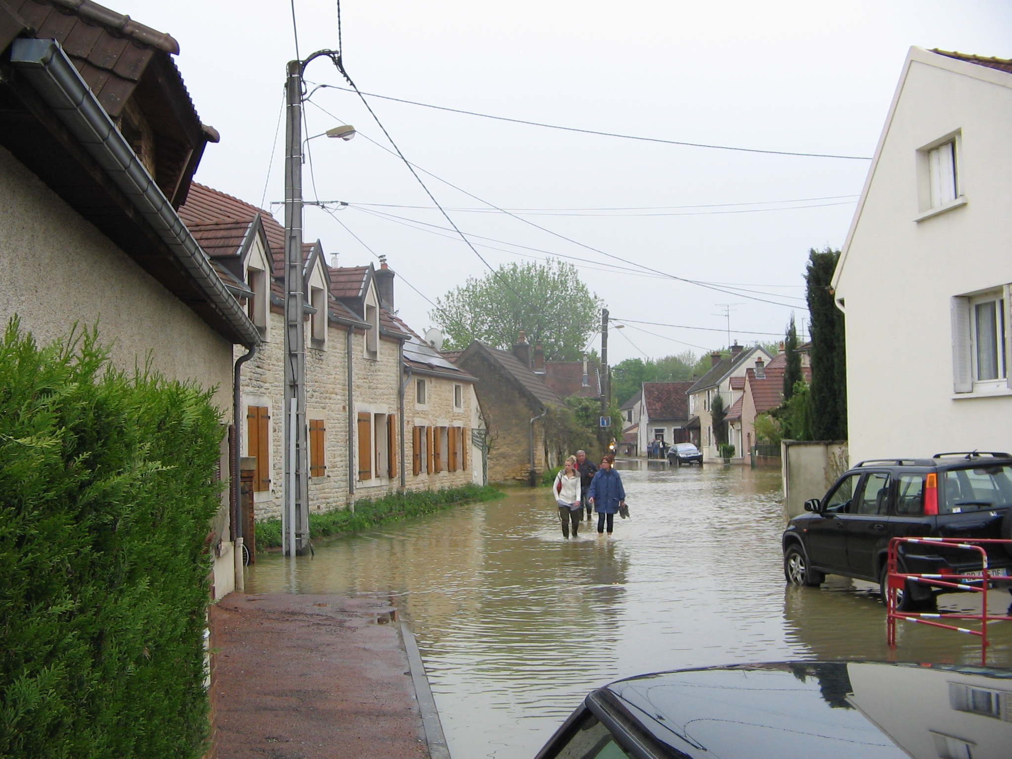 Crue de l'Ouche, en mai 2013, à Longvic en Côte d'Or